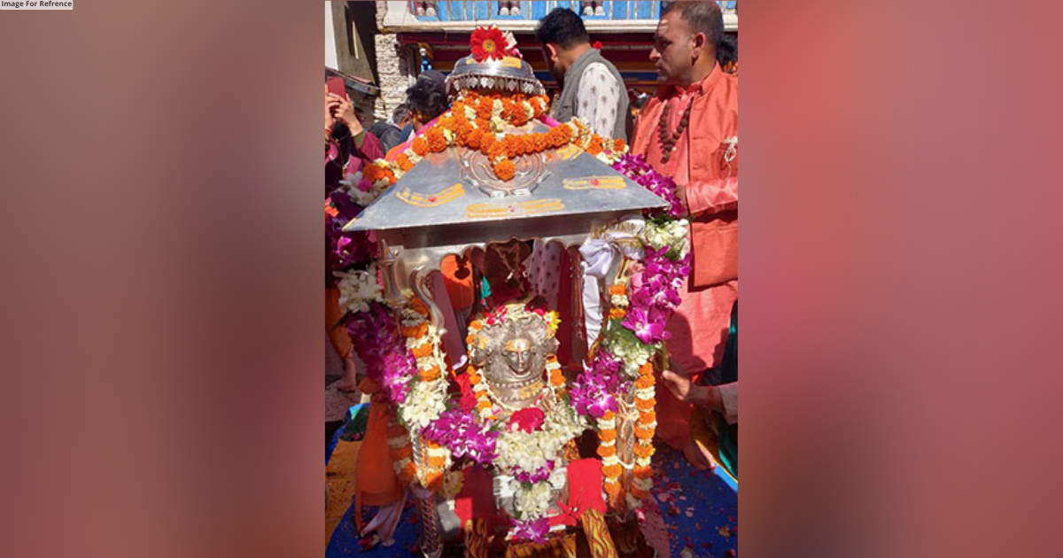 Uttarakhand: Panchmukhi Utsav Doli of Baba Kedarnath departs from Ukhimath